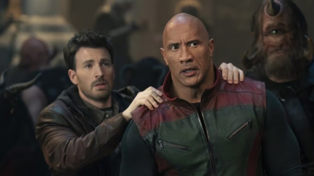 dwayne johnson chris evans red one