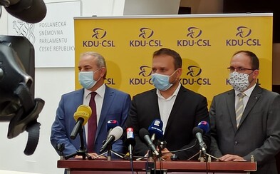 Další český poslanec má pozitivní test na koronavirus Další český poslanec má pozitivní test na koronavirus