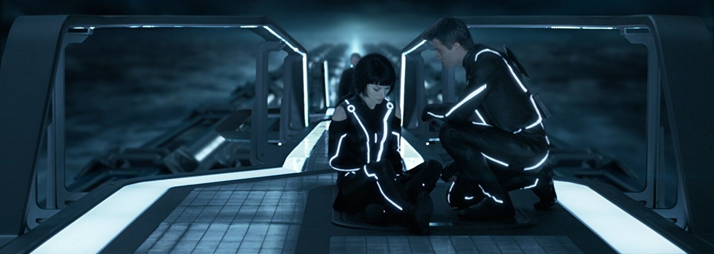 Ďalší film zo sci-fi série TRON s Jaredom Letom je stále na pláne. Kedy sa ho asi približne dočkáme?
