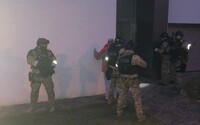 Ďalšia akcia polície proti korupcii. V Rusovciach prehľadávajú dom bývalého riaditeľa Pôdohospodárskej platobnej agentúry