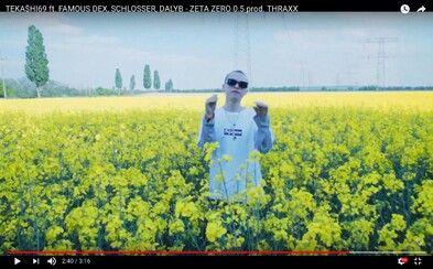 Dalyb pálí blunt za bluntem a smetí chodí vyhazovat v papučích Fendi. Známý producent rapuje společně s Tekashim a Famous Dexem Dalyb pálí blunt za bluntem a smetí chodí vyhazovat v papučích Fendi. Známý producent rapuje společně s Tekashim a Famous Dexem
