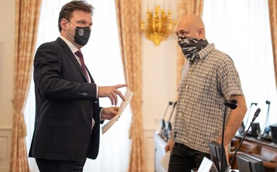 Daniel Landa se zúčastnil sněmovní debaty o šíření koronaviru a důležitosti očkování Daniel Landa se zúčastnil sněmovní debaty o šíření koronaviru a důležitosti očkování