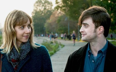 Daniel Radcliffe a Zoe Kazan září v originální romantické komedii, která tě chytí za srdce Daniel Radcliffe a Zoe Kazan září v originální romantické komedii, která tě chytí za srdce