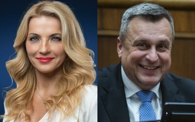Dankova SNS stojí za Šimkovičovou. Vyše 120-tisíc Slovákom, ktorí podpísali petíciu na jej odvolanie, posiela odkaz