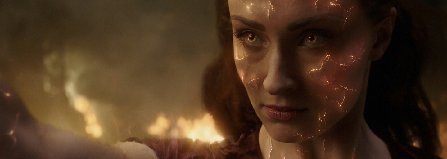 Dark Phoenix je průměrnou komiksovkou a nedůstojným ukončením slavné ságy X-Men (Recenze)