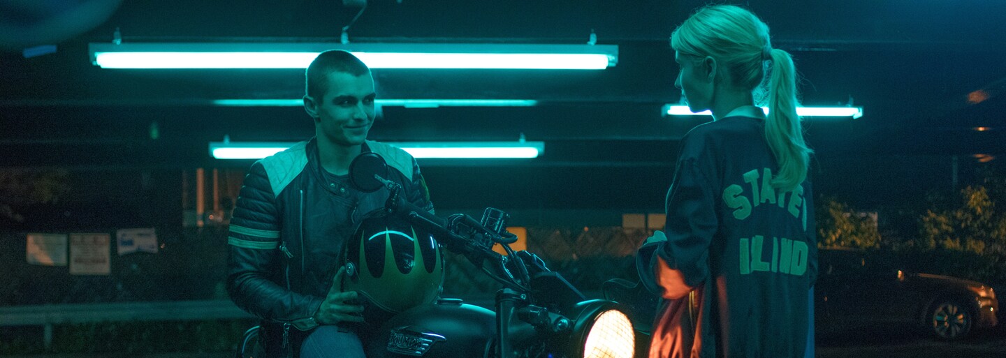 Dave Franco a Emma Roberts sa zapletú do nebezpečnej hry, ktorá im zatočí so životom