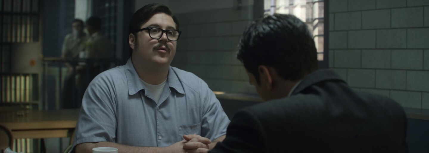 David Fincher a jeho seriál Mindhunter sa vďaka plnohodnotnému traileru pokúša dostať do hláv nebezpečných psychopatov či sériových vrahov