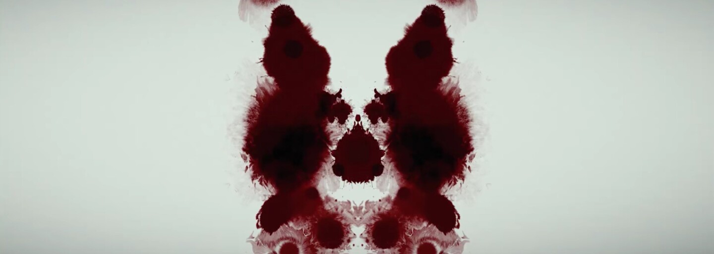 David Fincher má mať s geniálnym Mindhunterom veľké plány. Dočká sa seriálová novinka až piatich sérií?