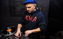 David zo Senca: V 90. rokoch robilo hip-hop asi toľko ľudí ako teraz, rozdiel je v tom, že dnes to o sebe tvrdí aj veľa modeliek (Rozhovor)