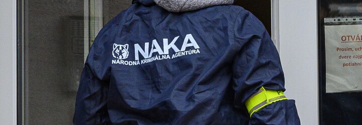 V zhorenom aute zostalo nahé telo muža. Poslanca zo Žiaru nad Hronom zabila explózia