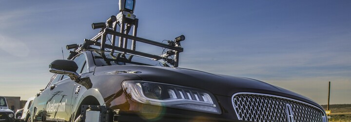 Autonómne vozidlo prvýkrát zabilo chodca. Uber po nehode všetky testy zastavil