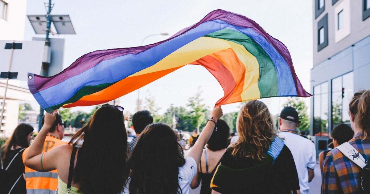 Vlajky i duhová Petřínská rozhledna. Podpora Prague Pride bude v Praze nakonec stejná jako v předchozích letech