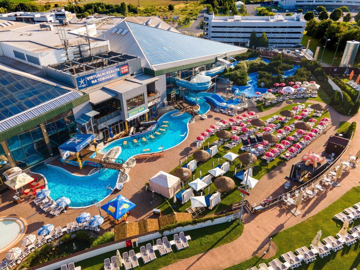 Aquapalace Praha, aquapark