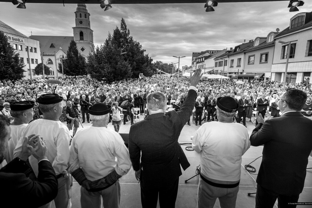 Tomáš Benedikovič / Deník N / Robert Fico se vrací.