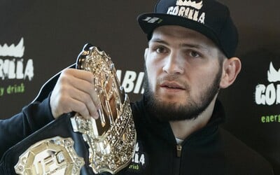 Najočakávanejší MMA zápas roku nebude. Khabib Nurmagomedov nemôže opustiť Rusko.