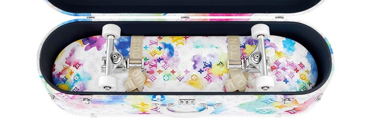 Hľadáš obal na svoj skejtbord? Značka Louis Vuitton má riešenie v podobe luxusného kufra