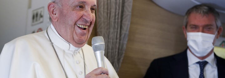Pápež pred návštevou Slovenska bojuje proti Luciferovi zmrzlinou. Talianskym väzňom rozdal počas horúčav 15 000 zmrzlín 