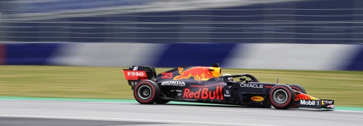 Jazdec pre Red Bull Racing Juri Vips povedal slovíčko n***r počas živého streamu Call of Duty. Organizácia ho už suspendovala