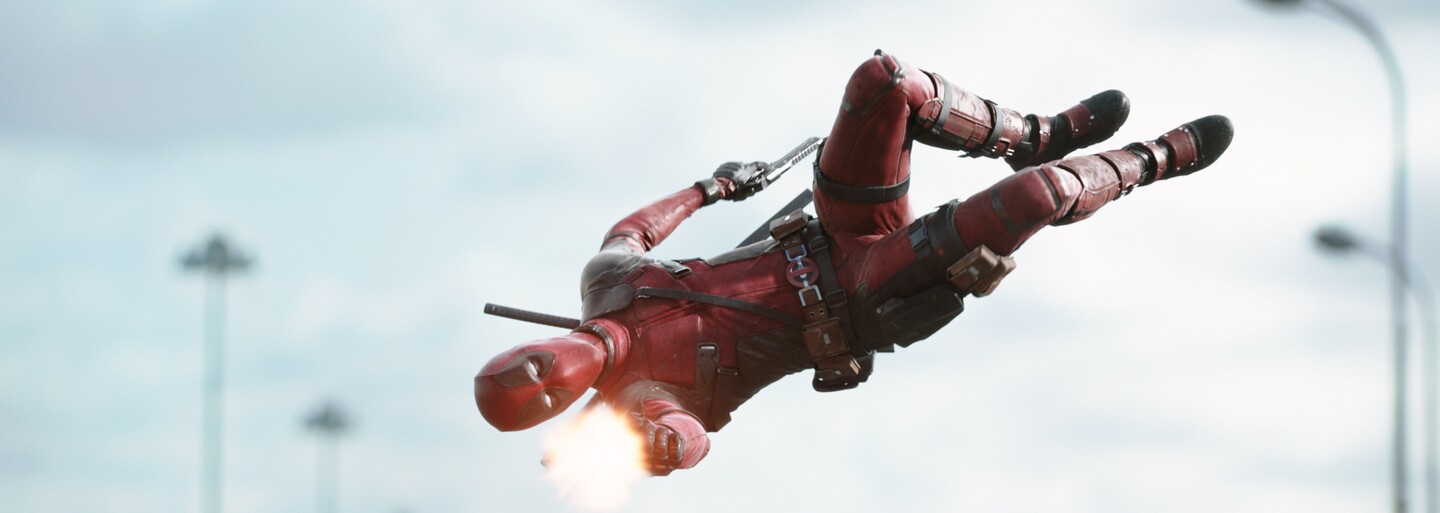 Deadpool je najzábavnejším filmom 21. storočia a siaha ešte ďalej, za všetky komiksové bariéry (Recenzia)