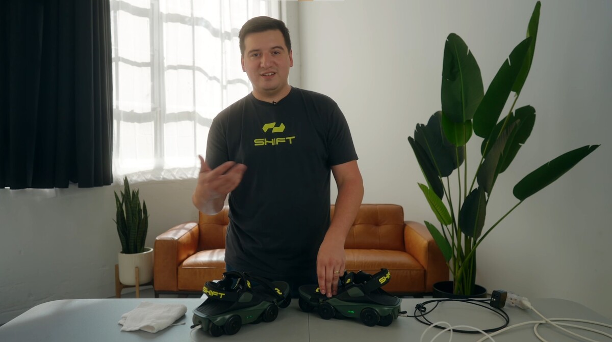 Abe Pleta, vývojár spoločnosti Shift Robotics.