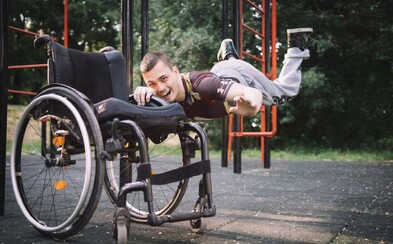 Denis Kučera: Porazil rakovinu i závislosť na morfiu. Dnes sa aktívne venuje workoutu a sníva o tom, že sa raz postaví na nohy (Rozhovor) Denis Kučera: Porazil rakovinu i závislosť na morfiu. Dnes sa aktívne venuje workoutu a sníva o tom, že sa raz postaví na nohy (Rozhovor)