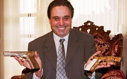 Desaťtisíce Slovákov okradol o miliardy, súdom sa vďaka práceneschopnosti vyhýbal 15 rokov. Kto je Jozef Majský?
