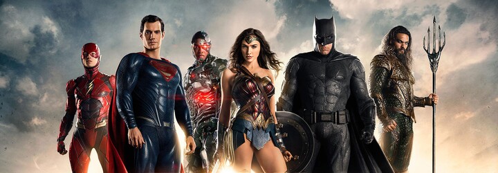 Justice League sa na nových plagátoch a obrázkoch z filmu pripravuje na prvý stret s vojskami Steppenwolfa