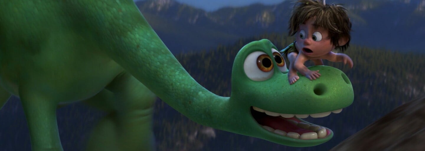 Dinosaurus Arlo prekračuje hranice svojho strachu v najnovšom TV spote