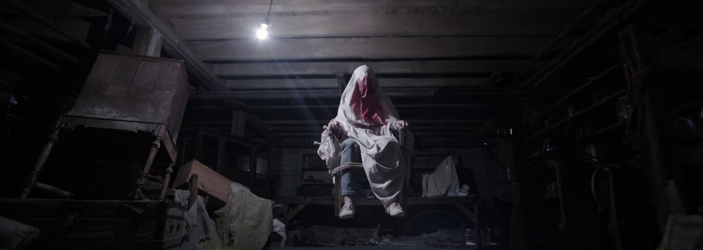 Do akej miery je príbeh skvelého hororu The Conjuring založený na pravde a aké záhadné udalosti sa prihodili štábu pri nakrúcaní?
