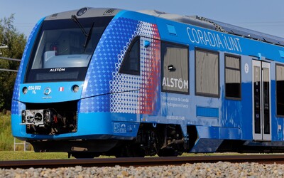 Do Česka míří první vlak na vodík, který je šetrnější k životnímu prostředí. Můžeš se v něm i projet