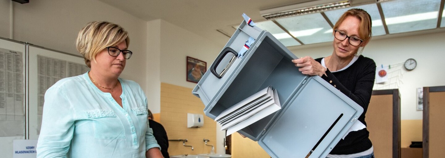 Do druhého kola senátních voleb postoupilo 17 žen, čtyři mandát obhajují. Je i více zastupitelek