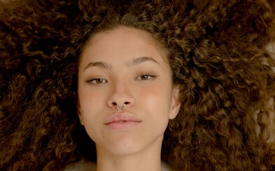 Do You Have Curly Or Wavy Hair? These Are Most Effective Shampoos And Conditioners, According To Experts Do You Have Curly Or Wavy Hair? These Are Most Effective Shampoos And Conditioners, According To Experts