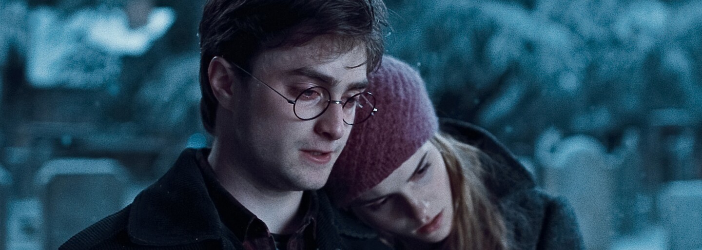 Dočkáme sa sfilmovanej trilógie Harry Potter and Cursed Child s Danielom Radcliffom a Emmou Watson?