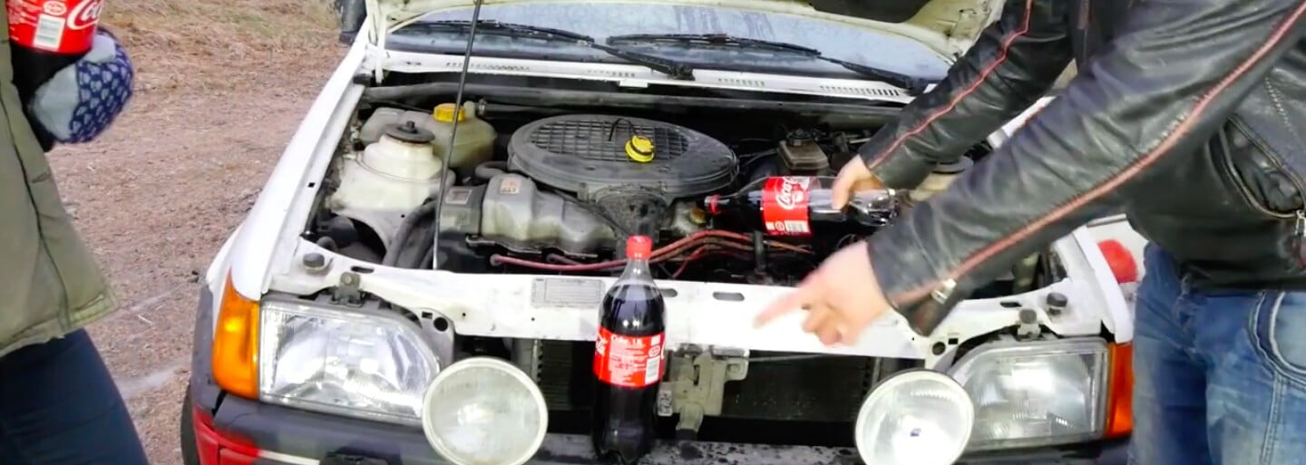 Dokáže Coca-Cola nahradiť motorový olej?