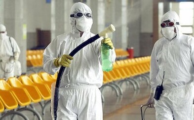 Dokument Explained na Netflixu předvídal koronavirus měsíc před jeho vznikem. Jak vznikají viry a proč jich je stále víc? Dokument Explained na Netflixu předvídal koronavirus měsíc před jeho vznikem. Jak vznikají viry a proč jich je stále víc?