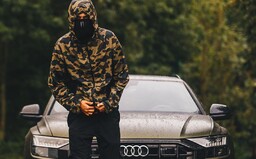 Domáce rapové hviezdy a módne influencerky vytiahli zo šatníkov kúsky od A Bathing Ape, ACRONYM či Dior. Stoja za pozornosť?