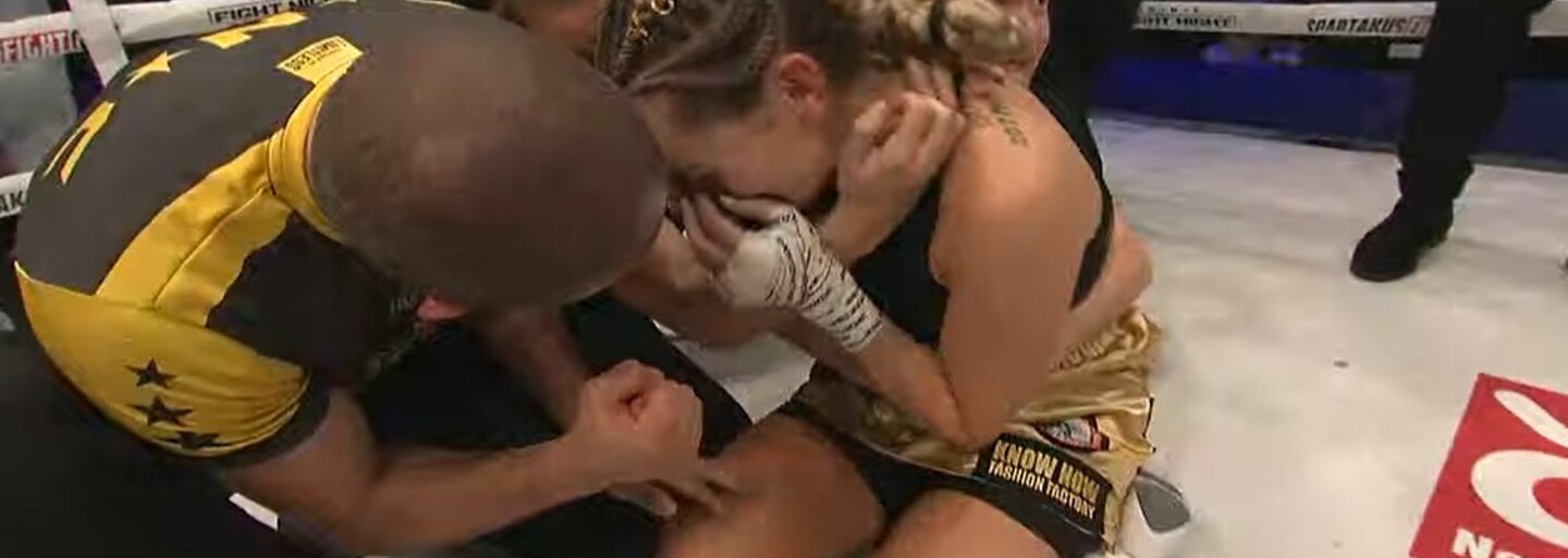 Dominika Mirgová porazila Aless v boxerském duelu na turnaji Fight Night Challenge