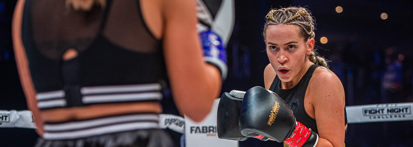 Dominika Mirgová porazila Aless v boxerskom dueli na turnaji Fight Night Challenge