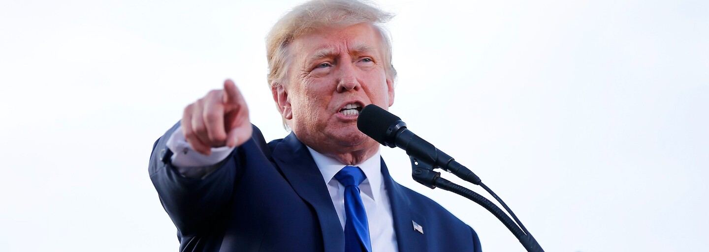 Donald Trump na srazu NRA: Existence zla je důvodem k ozbrojení populace, ne k jejímu odzbrojení