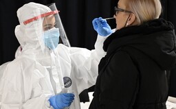 Došla im trpezlivosť. Množstvo obcí v okrese Nitra odmieta ďalej testovať, lebo pozitívnych pribúda málo, ale náklady sú vysoké