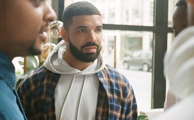 Drake má na albu 25 skladeb, Michaela Jacksona, Ty Dolla $igna i JAY-Zho Drake má na albu 25 skladeb, Michaela Jacksona, Ty Dolla $igna i JAY-Zho