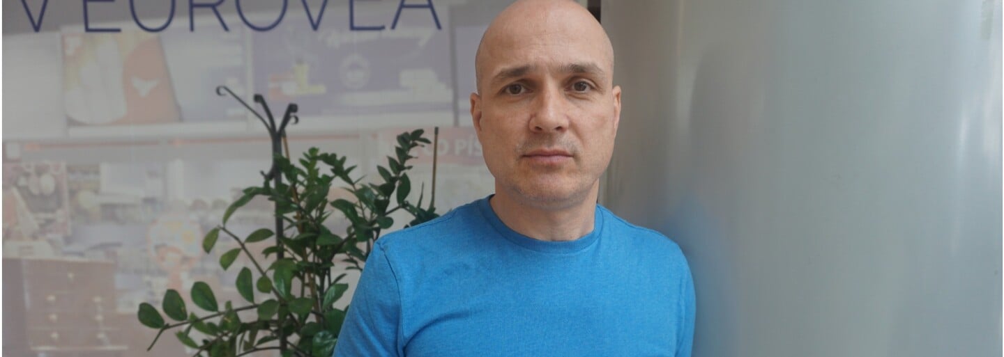 Dušan Cinkota: Vo väzení je prostitúcia, milostné vzťahy. Tí, čo rozhodujú o drogovej legislatíve, by mali zmúdrieť (Rozhovor)