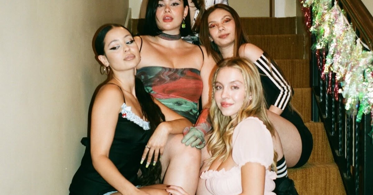 Cassie na OnlyFans a Rue v Mexiku. Třetí Euphoria má konečně datum premiéry