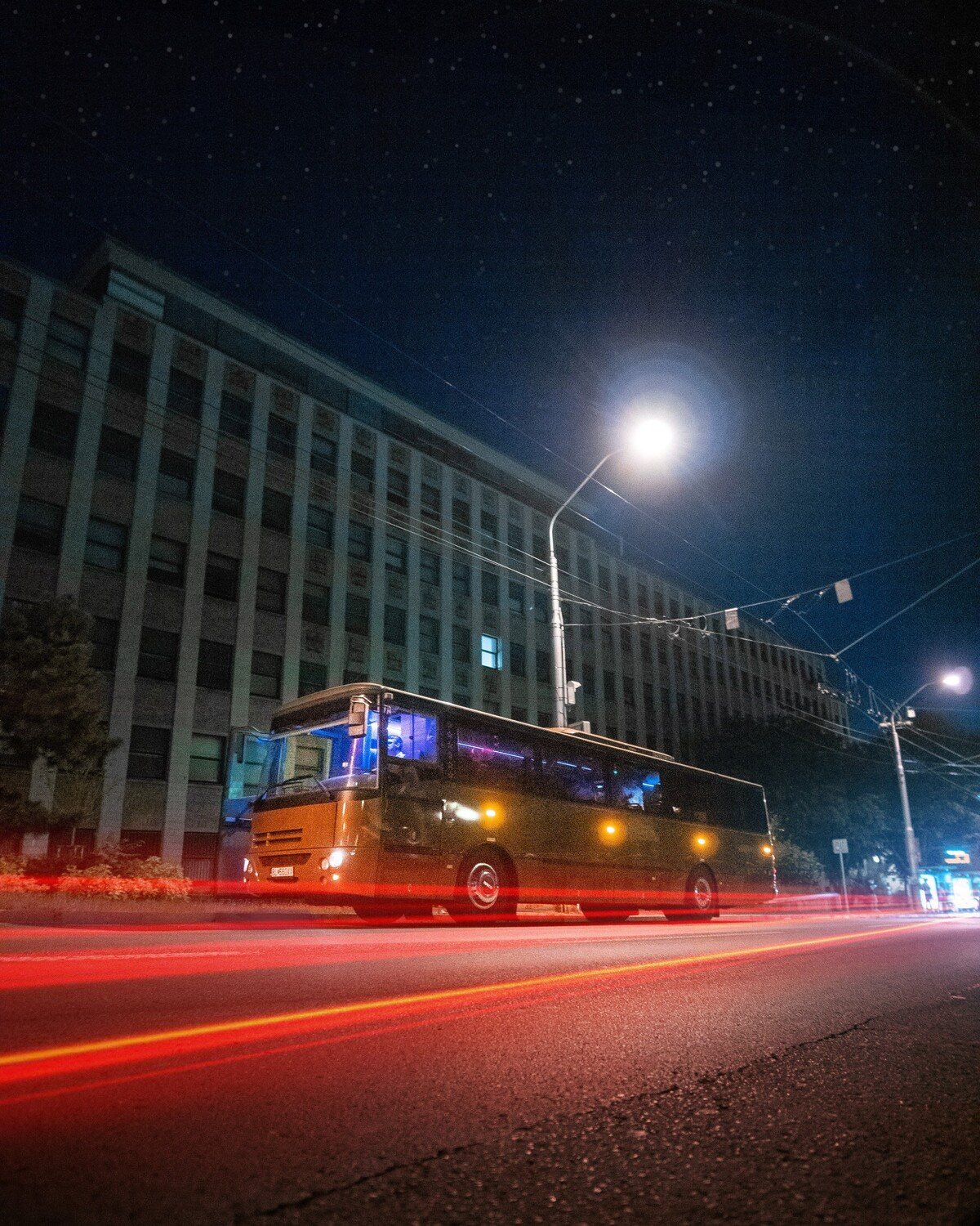 Šofér párty busu Andrej