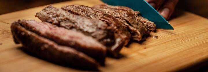 Ministerstvo zemědělství dalo 4 miliony na kampaň Žeru maso. Čelí za to kritice (Aktualizováno)