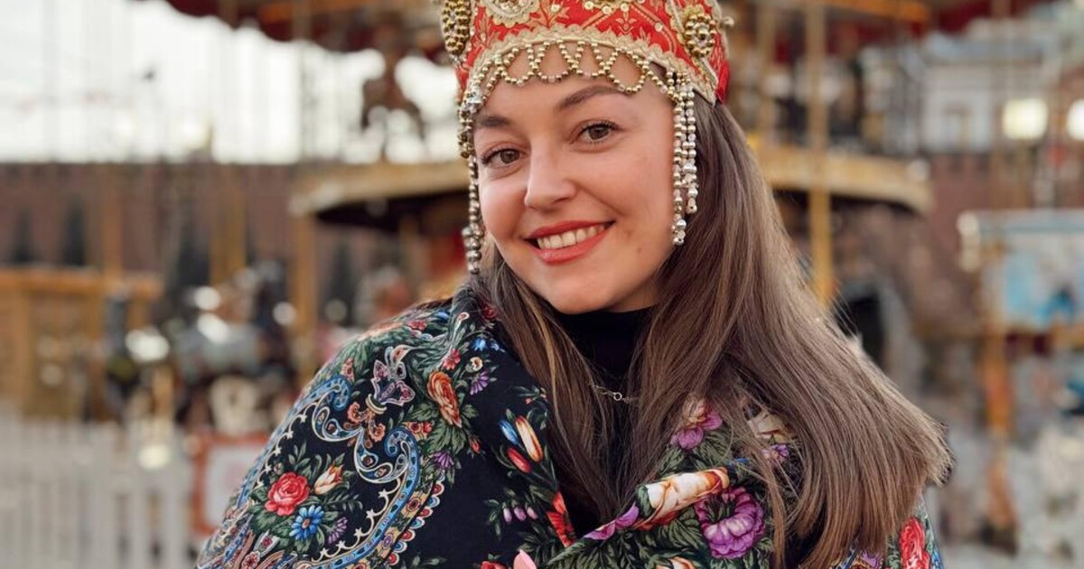 Česká influencerka v ruských službách? Investigativní novináři odhalili, že známou bloggerku platí Kreml