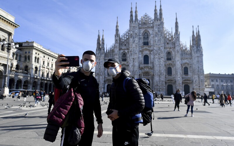 Šíření koronaviru pokračuje. Itálie hlásí šestou oběť, virus zabíjí už i v Íránu.
