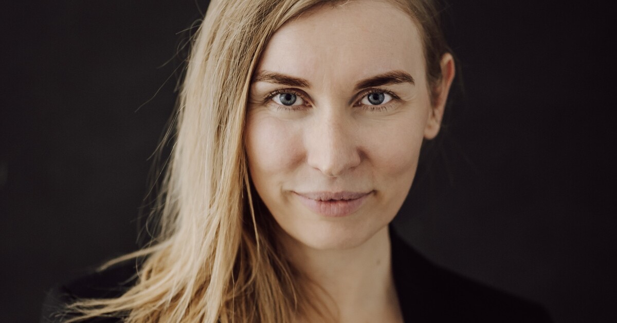 Co znamená změna důchodů, která prošla sněmovnou, pro mladé? Málo, říká odbornice, musí se zajistit sami