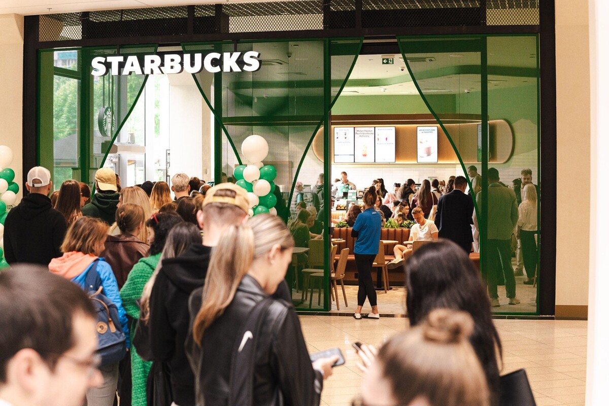 starbucks banska bystrica