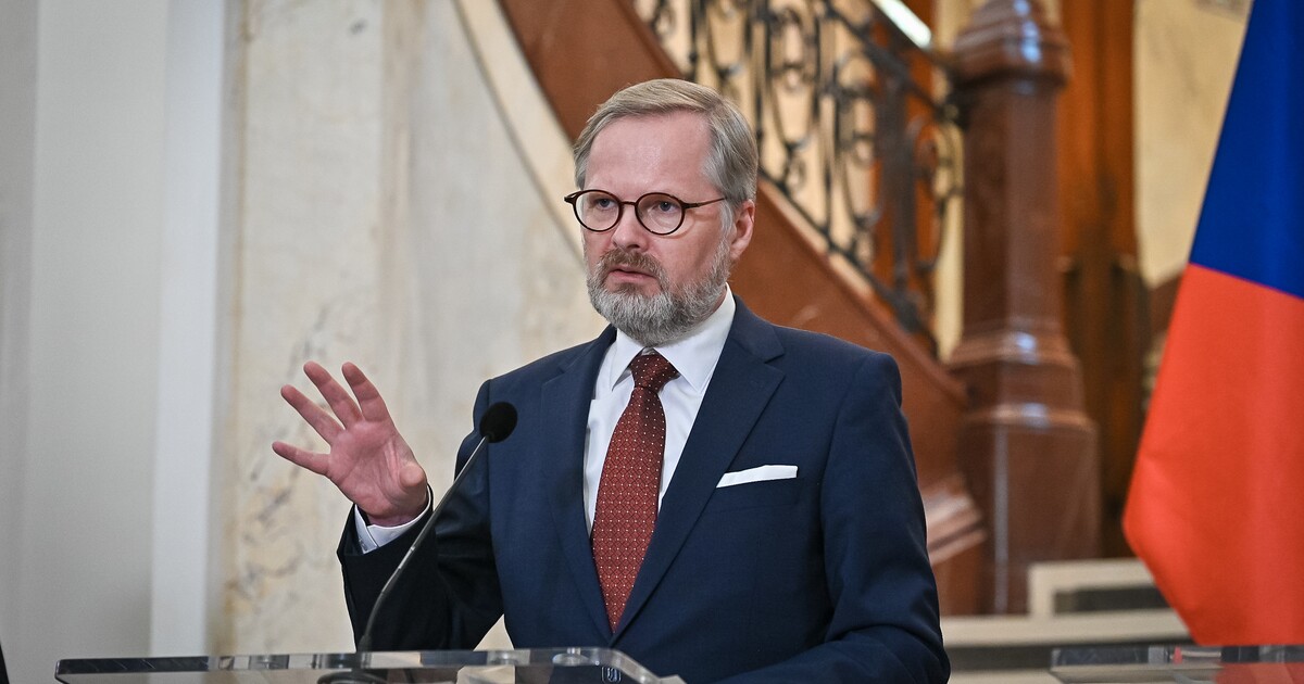 Vládní balíček přehledně: DPH, důchody i dálníční známky. Podívej se, co všechno úspory zahrnují